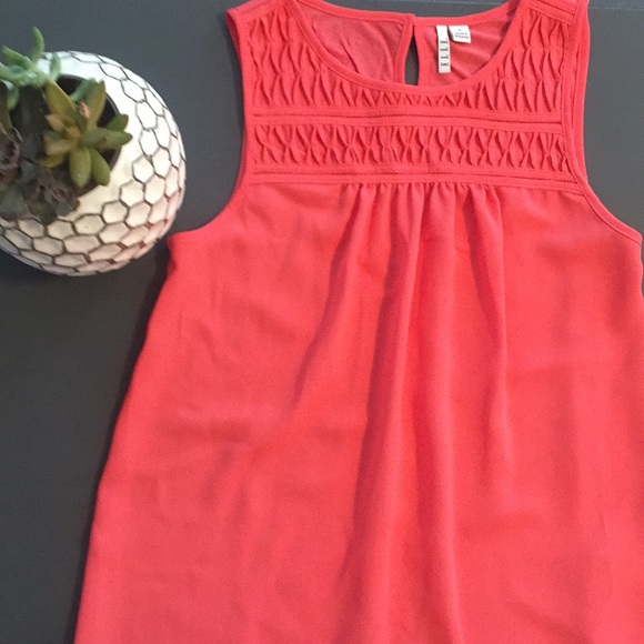 Watermelon colored tank - Picture 3 of 3